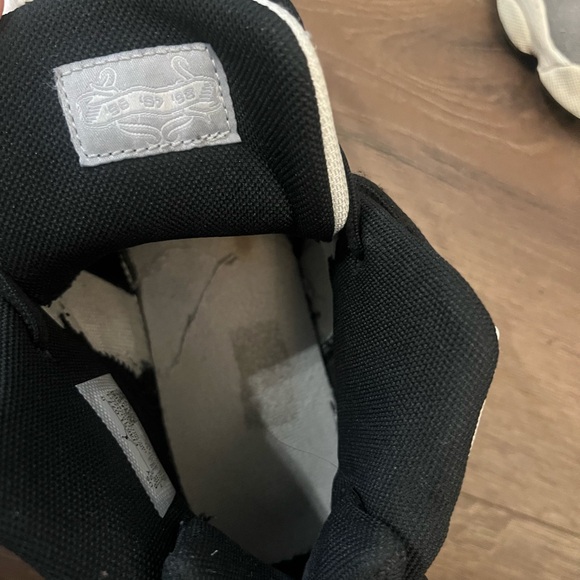 Jordan 6 Rings - Picture 6 of 7